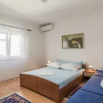 With A Parking Space - 13106 Apartamento