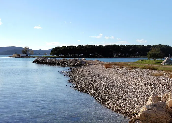 With A Parking Space - 13106 *