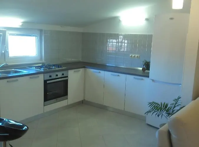 With A Parking Space - 13106 Lägenhet