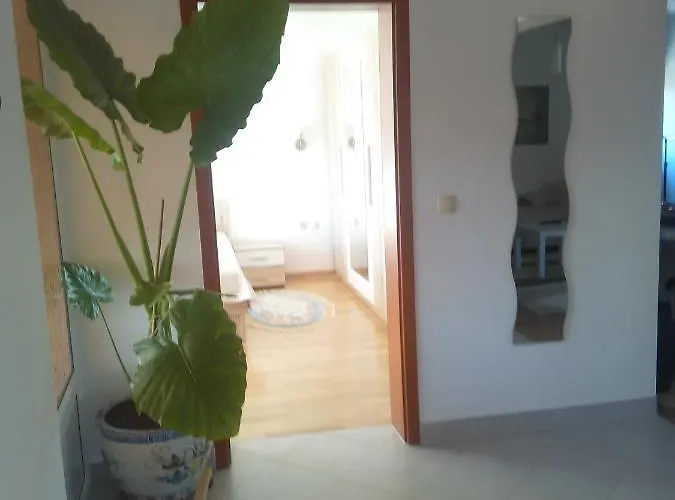 Lägenhet With A Parking Space - 13106 *