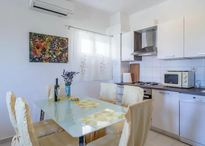 With A Parking Space - 13106 Lägenhet Zadar